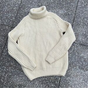 Boss by Hugo Boss cashmere sweater size L
